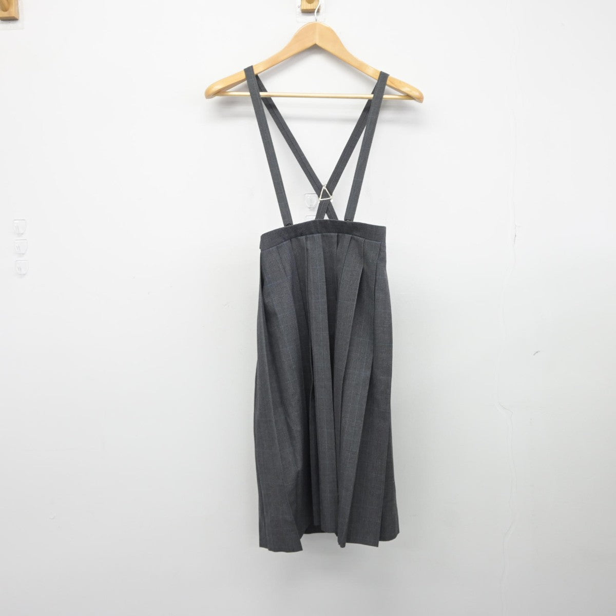 【中古】茨城県 けやき台中学校 女子制服 2点（スカート・スカート）sf039293