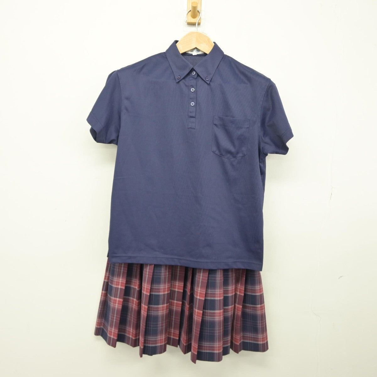 【中古】千葉県 私立昭和学院中学校 女子制服 2点（シャツ・スカート）sf039368