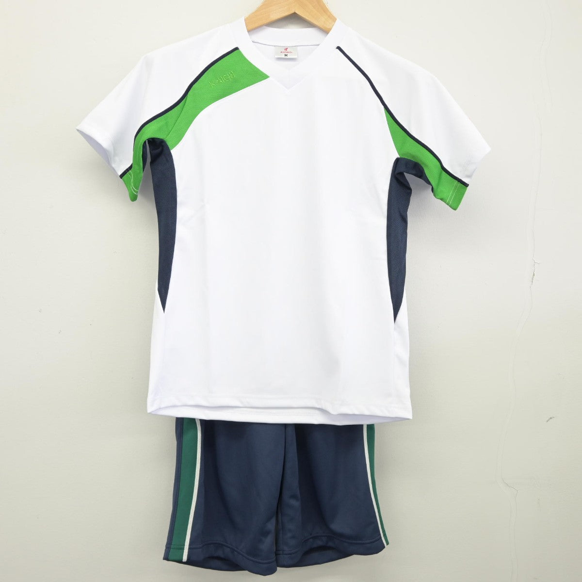 【中古】埼玉県 開智学園 中学･高等学校 女子制服 2点（体操服 上・体操服 下）sf039372