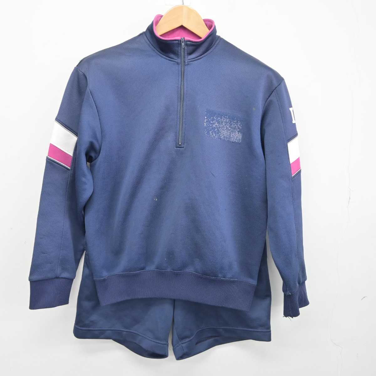 【中古】埼玉県 伊奈中学校 女子制服 3点（ジャージ 上・体操服 上・体操服 下）sf039491