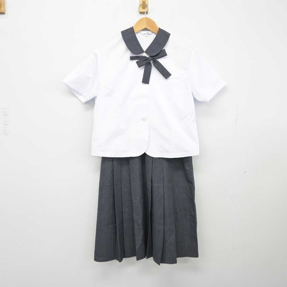 【中古】神奈川県 日吉中学校 女子制服 3点（シャツ・スカート）sf039538