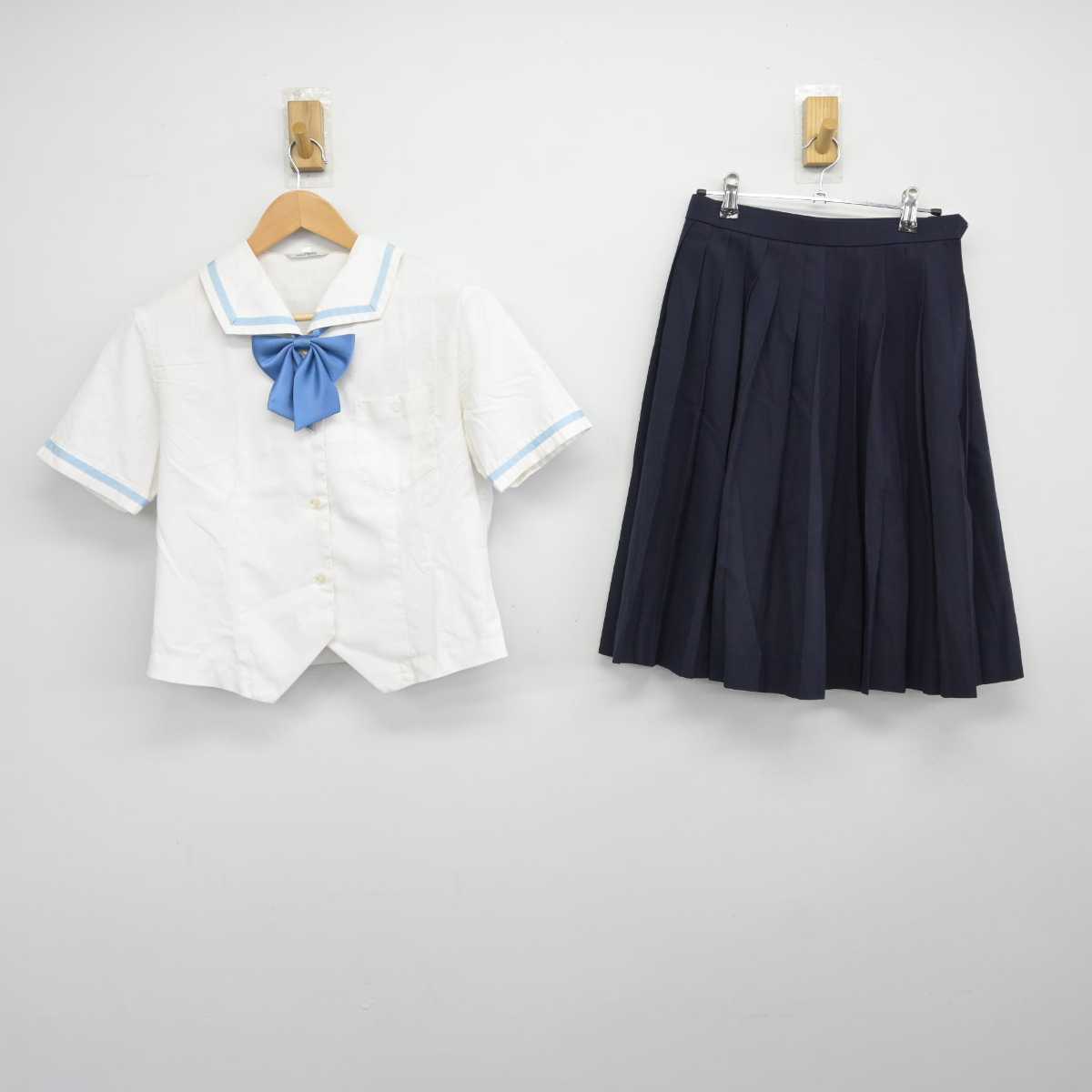 【中古】兵庫県 姫路商業高等学校 女子制服 3点（シャツ・スカート）sf039545