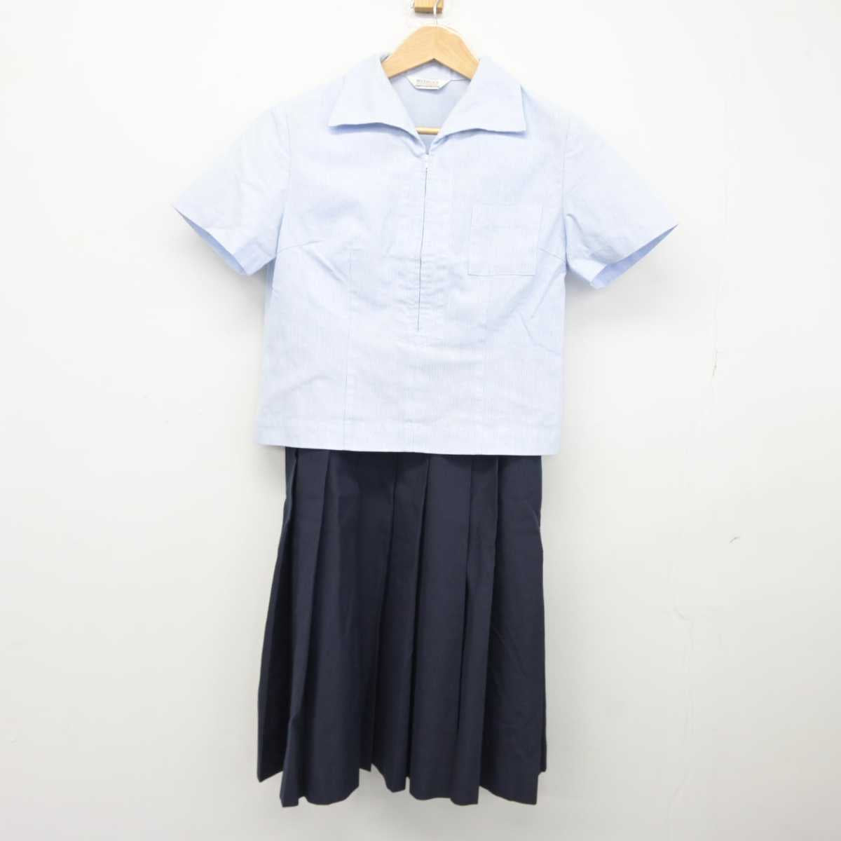 【中古】熊本県 必由館高等学校 女子制服 2点（シャツ・ジャンパースカート）sf039589