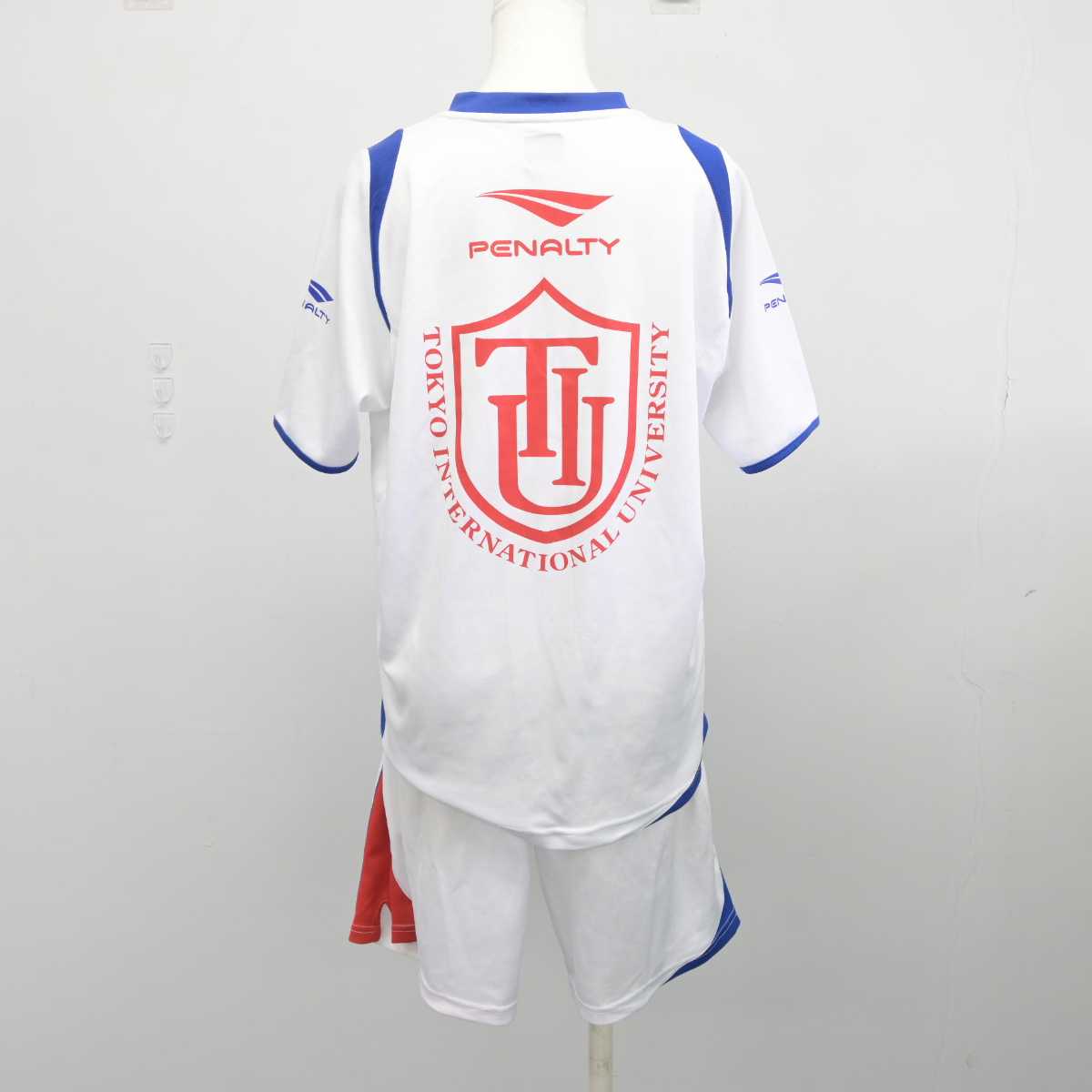 【中古】東京都 東京国際大学/サッカー部ユニフォーム 女子制服 2点（部活ユニフォーム 上・部活ユニフォーム 下）sf039622